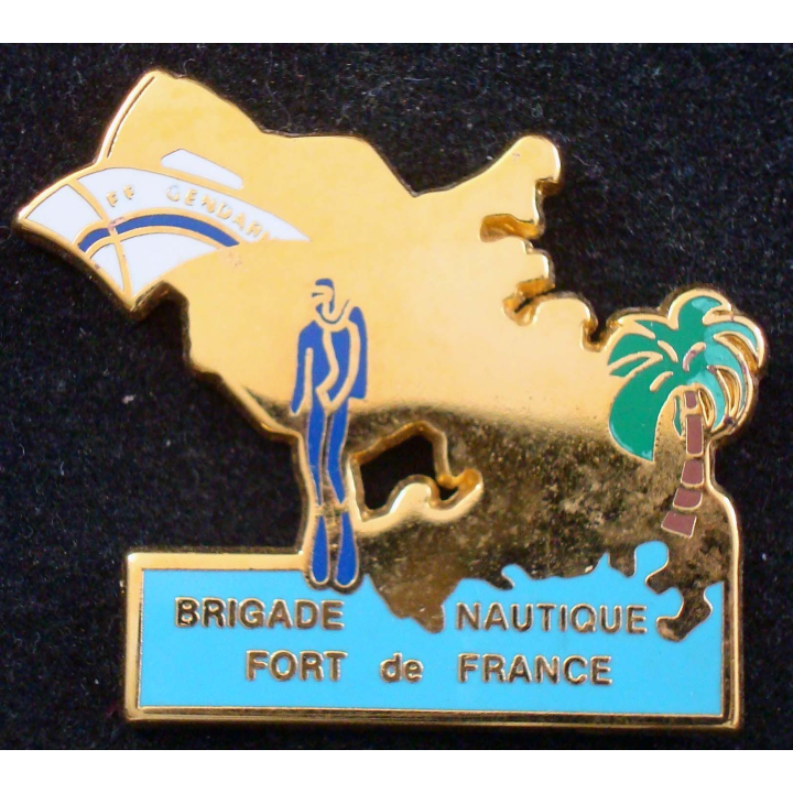 Pin's métallique de la brigade nautique de la gendarmerie à Fort de France