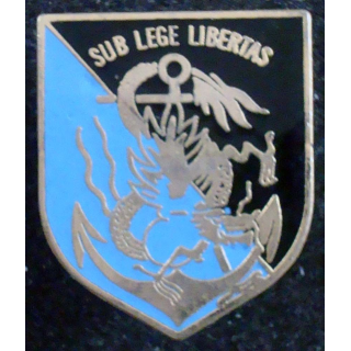 insigne métallique de l'écu de la gendarmerie territoriale d'Indochine