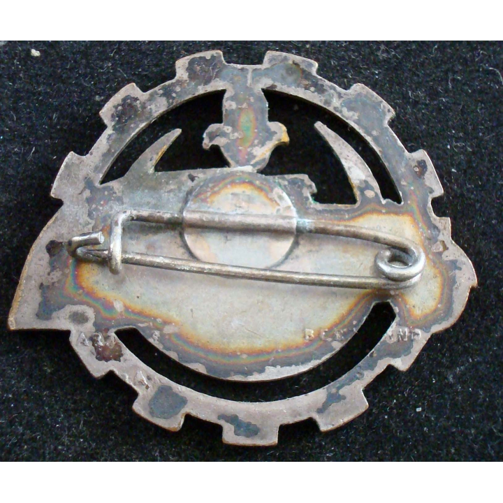 Insigne métallique du 28° escadron du train Arthus Bertrand