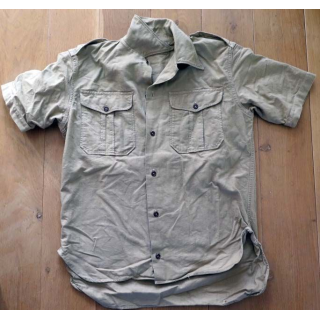 Chemise manche courte modèle 1946