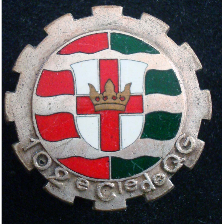 Insigne métal en émail de la 102° cie de QG Drago Paris G. 826