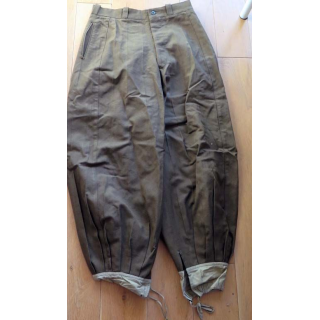 Pantalon en drap fin de type spahis des années 1960