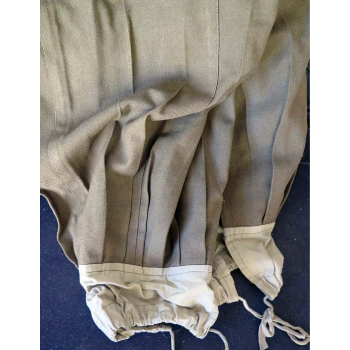 Pantalon en drap fin de type spahis des années 1960