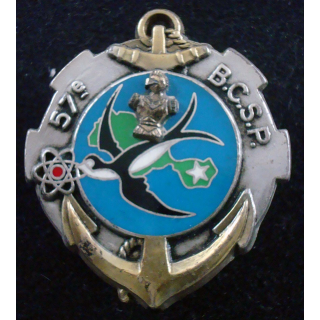 Insigne du 57° BCS Pacifique Drago Paris G. 2666 en émail