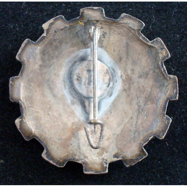 Insigne du centre régional d'instruction d'organisation du train émail
