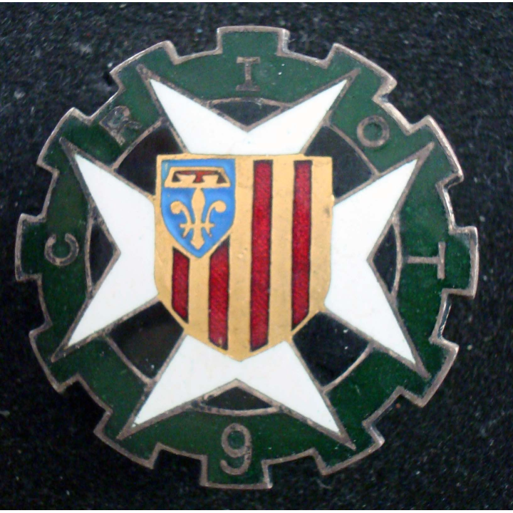 Insigne métallique du CRIOT N°9 de fabrication Drago Béranger en émail