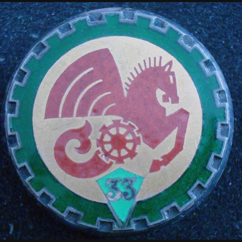 Insigne Militaire Français – 26° Escadron Du Train (Algérie) – Émail Abîmé – Pièce Rare