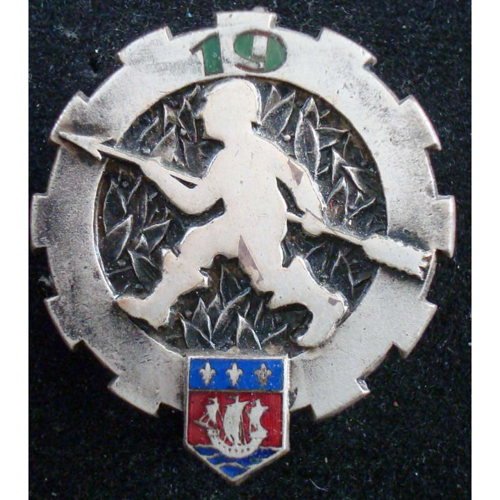 Insigne métallique du 19° escadron du train Drago Béanger