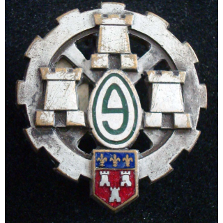 Insigne métallique du 9° escadron du train Drago Béranger