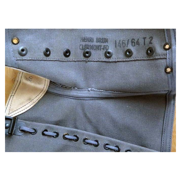 Paire de guêtres en toile kaki modèle 1950
