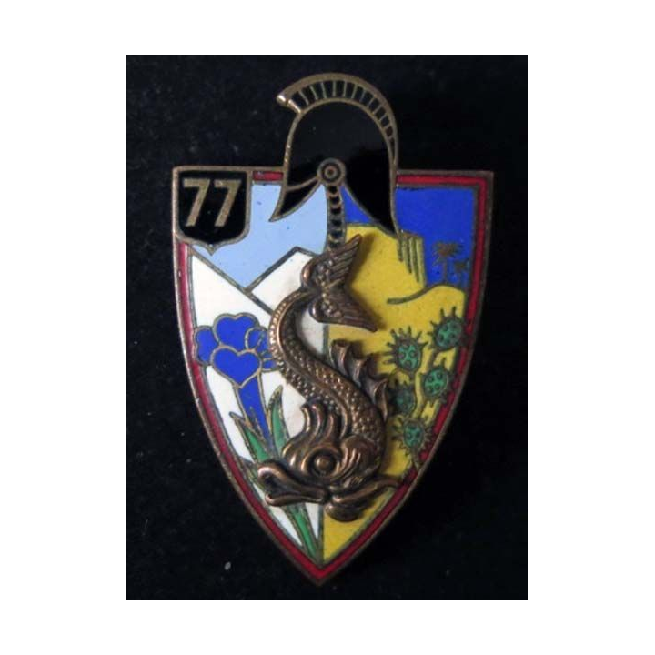 Insigne métallique du 77° bataillon génie Arthus Bertrand Paris G.1270