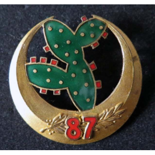 Insigne de 87° division d'infanterie algérienne de fabrication Augis