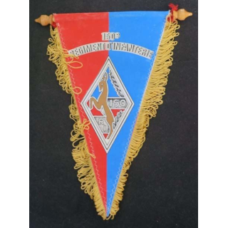 fanion du 150° régiment d'infanterie en tissu imprimé