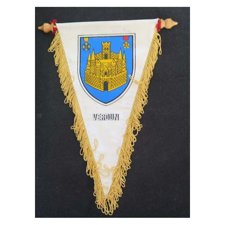 fanion du 150° régiment d'infanterie en tissu imprimé