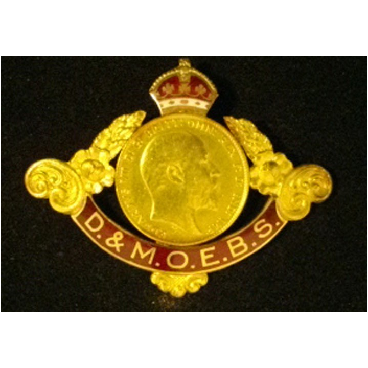 BIJOU ANGLAIS MAÇONNIQUE CENTRE EN OR 1916-1918