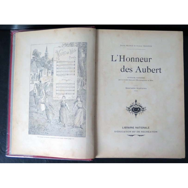 Vieux livres l'honneur des Aubert par Jeanne France et Achille Magnier