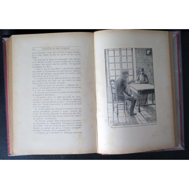 Vieux livres l'honneur des Aubert par Jeanne France et Achille Magnier