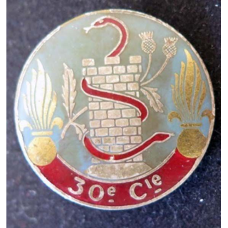 Insigne métal de la 30° compagnie de camp Drago Paris G. 1754