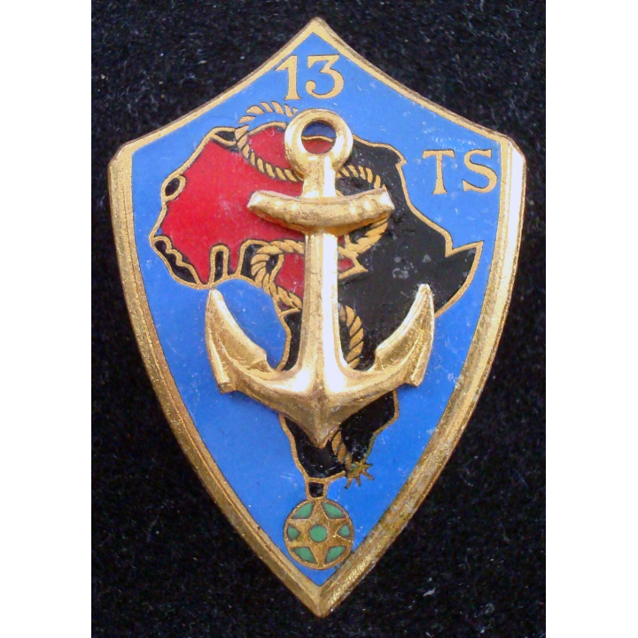 Insigne du 13° Tirailleurs Sénégalais MARDINI en relief et émail