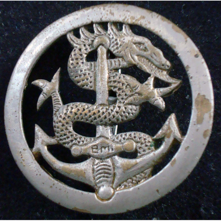 Insigne de béret Bataillon de Marche Indochinois fabrication locale