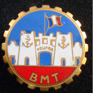 Insigne de la Base Militaire du Tchad de Koufra Drago Paris en émail