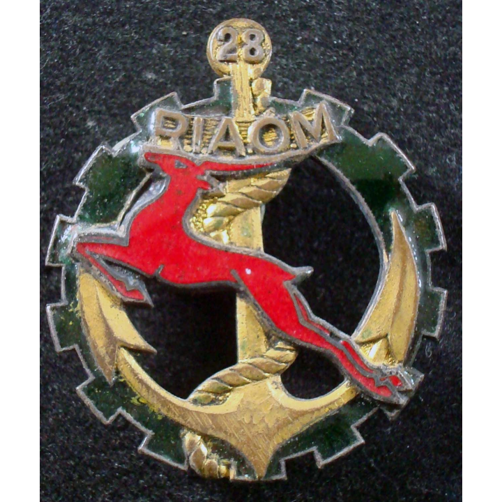 Insigne du 28° Régiment Inter Armes d’Outre Mer Drago G. 906 émail