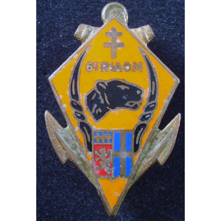 Insigne du 6° Régiment Inter Armes d’Outre Mer Drago G. 1650 en émail