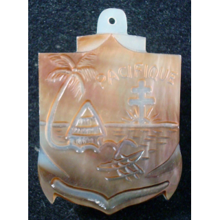 insigne du Régiment d’Infanterie de Marine du PACIFIQUE, en nacre