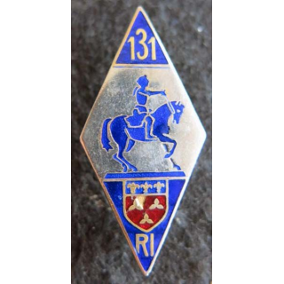 131° RI : insigne métallique du 131° régiment d'infanterie de fabrication Arthus Bertrand Paris Déposé émail