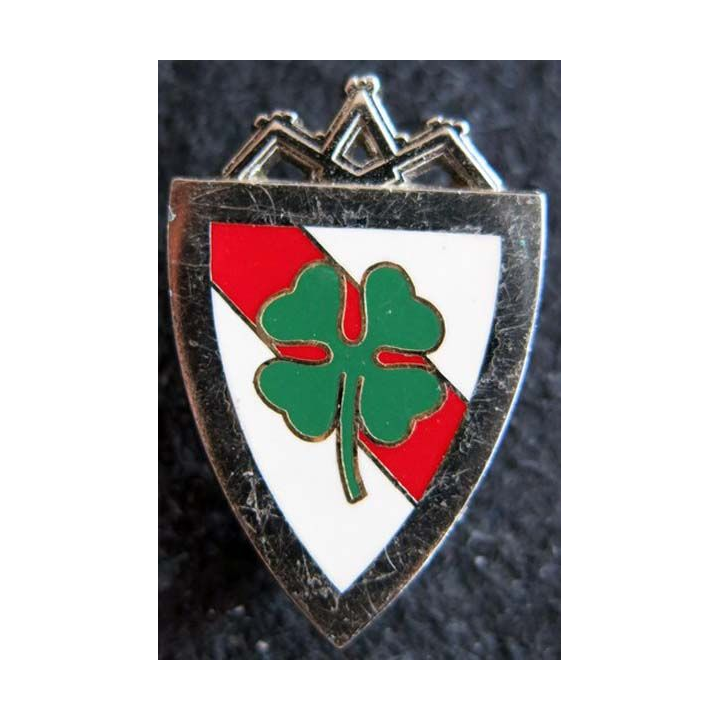 153° RI : Insigne métallique du 153° régiment d'infanterie de fabrication Delsart Sens G. 1173