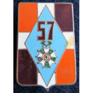 57° RI : insigne métallique du 57° régiment d''infanterie Drago Paris G. 2091 émail