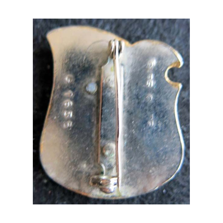 94° RI : Insigne métallique du 94° régiment d'infanterie de fabrication Delsart G. 1635