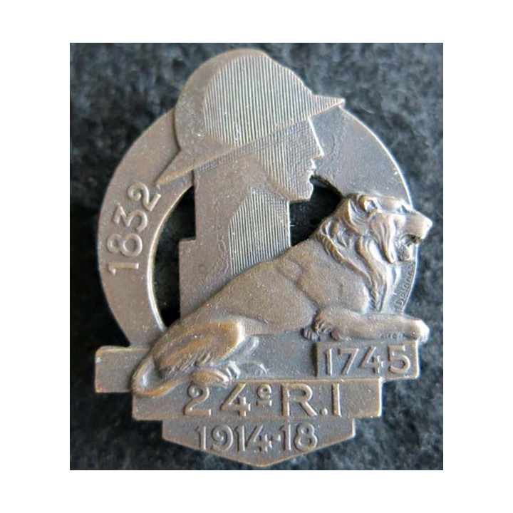 24° RI : insigne métallique du 24° régiment d''infanterie de fabrication Arthus Bertrand Paris déposé