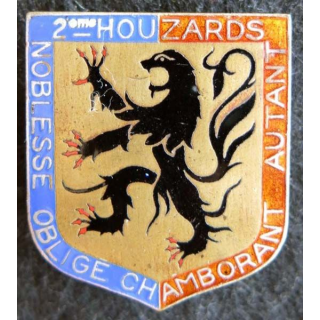2° RH : insigne métallique du 2° régiment de Hussards de fabrication Arémail en émail