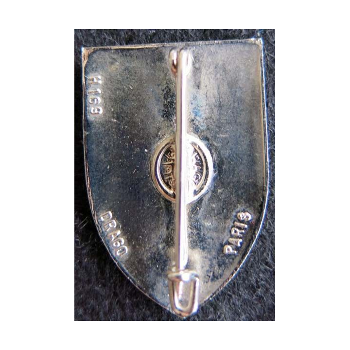 12° RC : insigne métallique du 12° régiment de cuirassiers de fabrication Delsart Sens H. 169