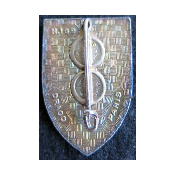12° RC : insigne métallique du 12° régiment de cuirassiers de fabrication Drago Paris H. 169