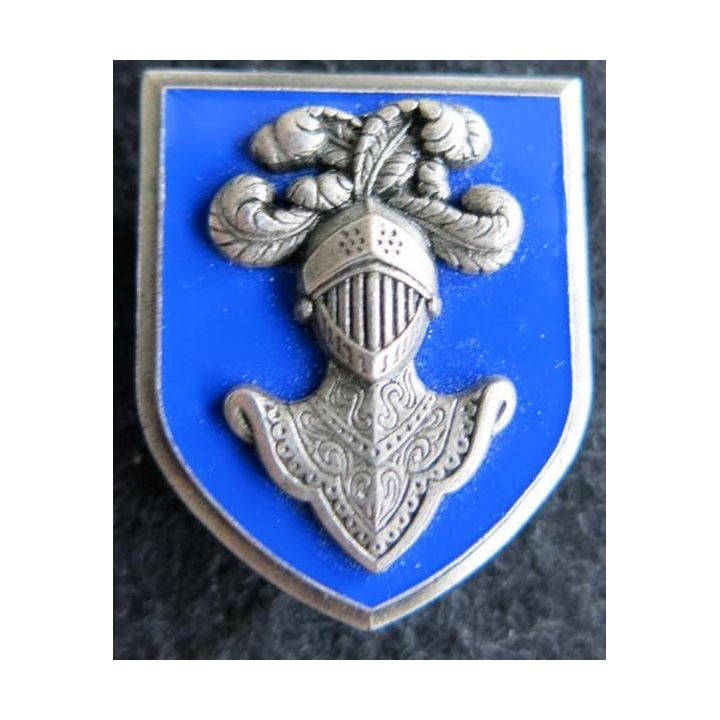 EAABC : insigne métallique de l'école d'application de l'arme blindée cavalerie de Saumur de fabrication Delsart H. 603
