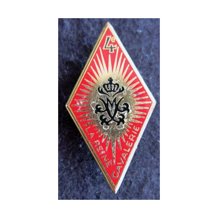 4° RC : insigne métallique du 4° régiment de cuirassiers de fabrication Delsart Sens G. 942