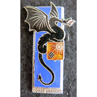 2° RD : insigne métallique du 2° régiment de dragons de fabrication Drago Paris H. 171 en émail