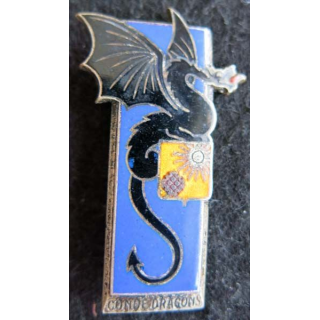 2° RD : insigne métallique du 2° régiment de dragons de fabrication Drago Déposé en émail