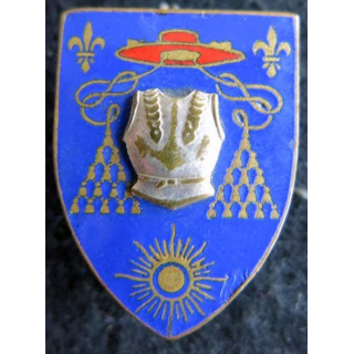 6° RC : insigne métallique du 6° régiment de cuirassiers de fabrication Drago Paris G. 829 en émail