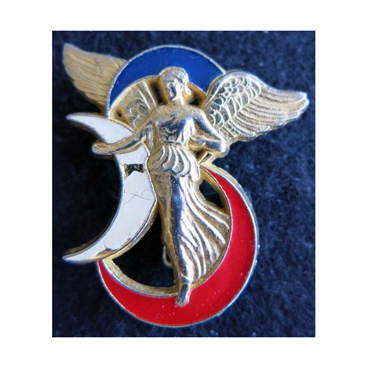 3° DB : insigne métallique de la 3° division blindée (ex 3° DIA) de fabrication Ballard G. 2298