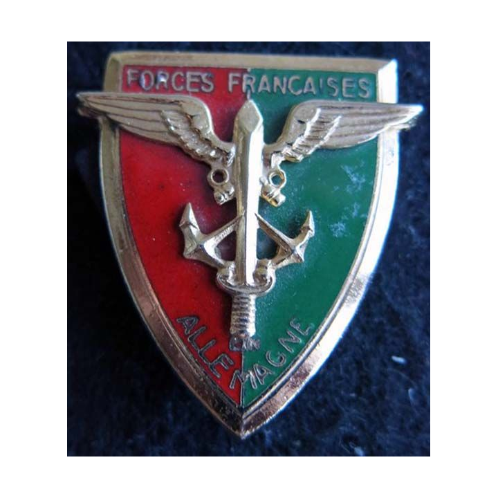 FFA : Insigne métallique des forces françaises en allemagne en émail dos losangé