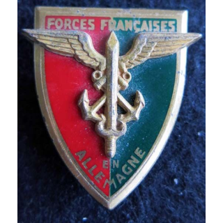 FFA : Insigne métallique des forces françaises en allemagne de fabrication Drago G. 803 en émail