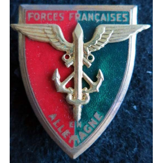 FFA : Insigne métallique des forces françaises en allemagne de fabrication Drago G. 803 en émail