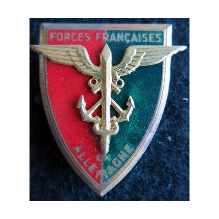 FFA : Insigne métallique des forces françaises en allemagne de fabrication Drago G. 803 en émail