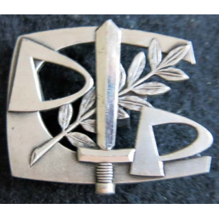 CDP : Insigne de béret de la compagnie diffusion production Drago Paris G. 1644 lettre P ajouré