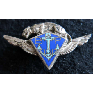 BAP 191 : insigne métallique de la base aérienne principale 191, TAN SON NHUT de fabrication Augis en émail