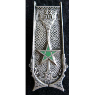 22° DIM : Insigne métallique de la 22° division infanterie marocaine Drago G. 1217 émail