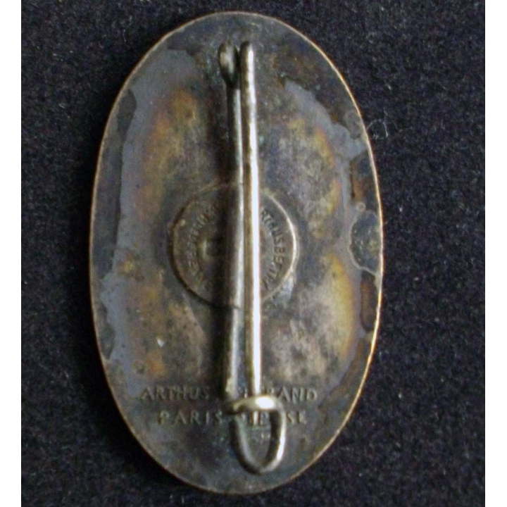 11° régiment de chasseurs Arthus Bertrand Paris déposé cor à gauche
